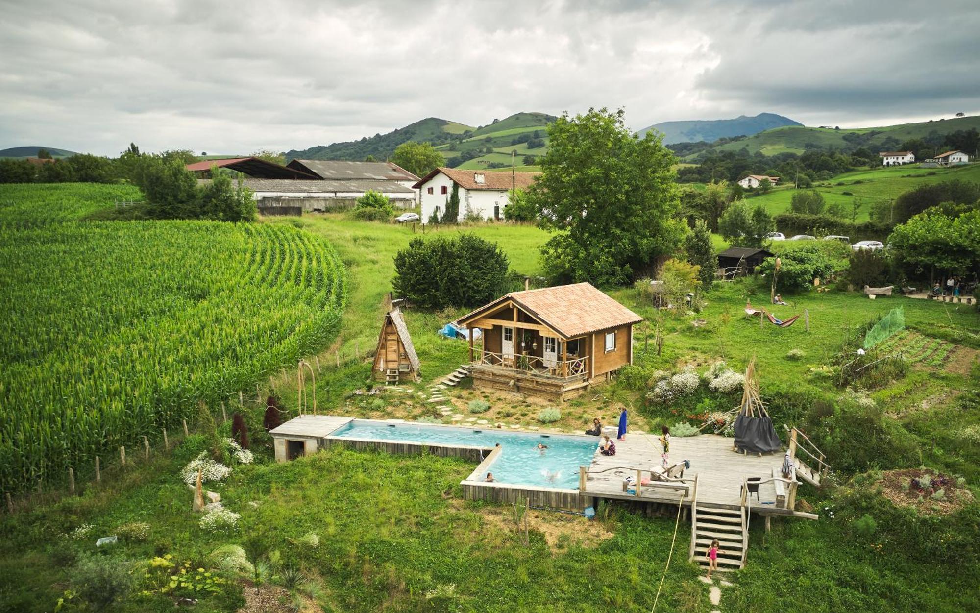 Les Fous Du Village Saint-Esteben エクステリア 写真